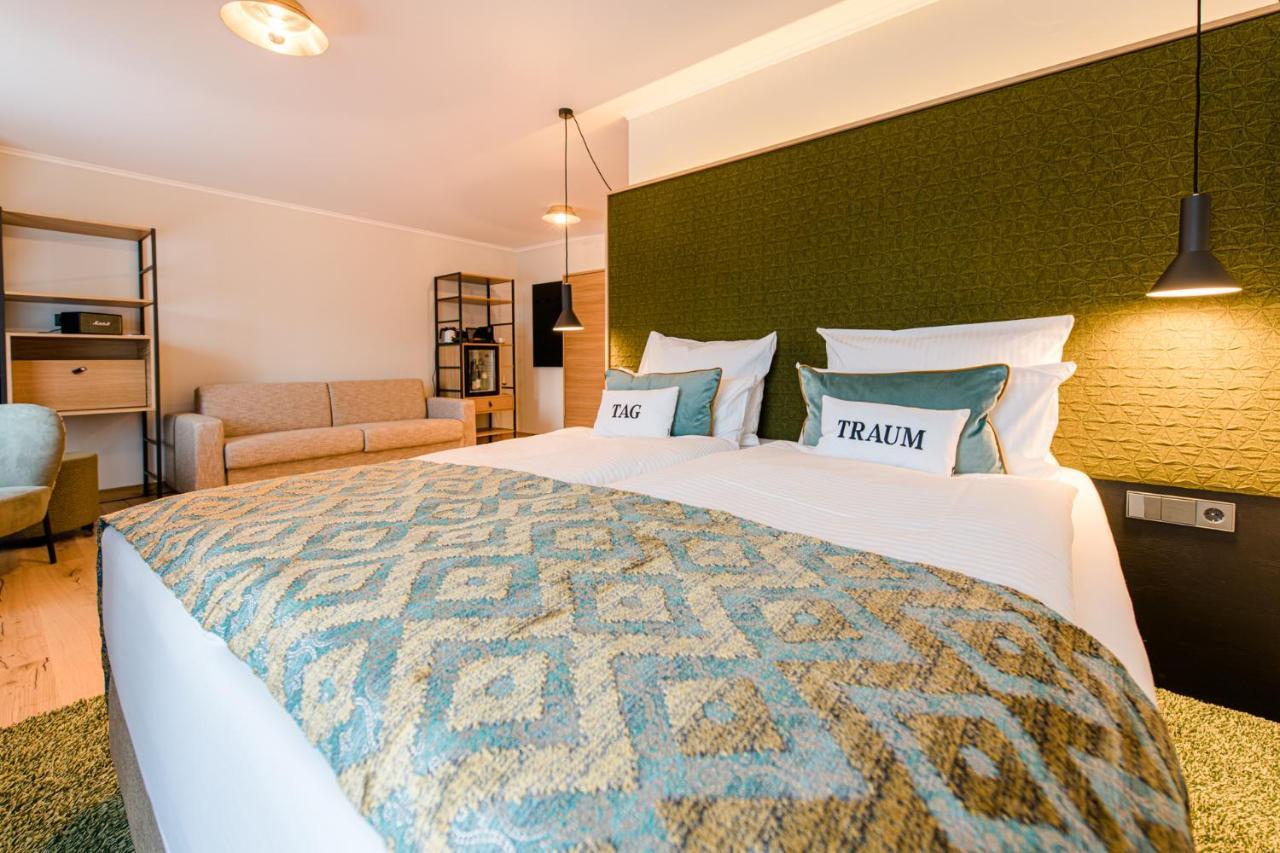 Weinhotel Freylich Zahn Фрайбург Екстер'єр фото